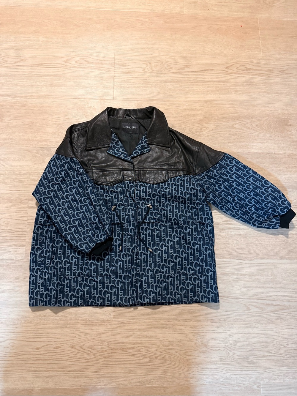 women's navy patterned jacket with black leather | size medium
